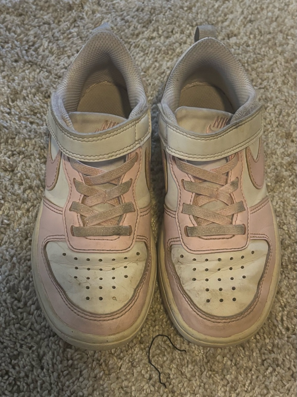 Nike Kids White and Light Pink Sneakers with Hook-and-Loop Strap
